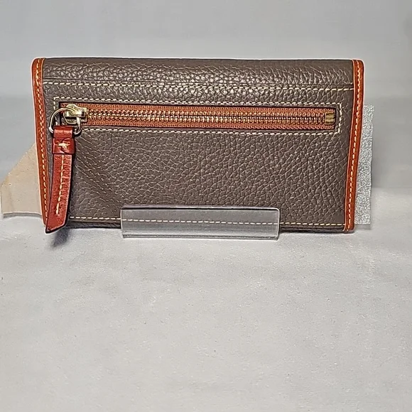 Dooney Bourke Pebble Grain Continental Clutch NWT Bags